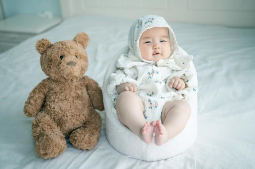 资兴宝宝睡觉张着嘴巴